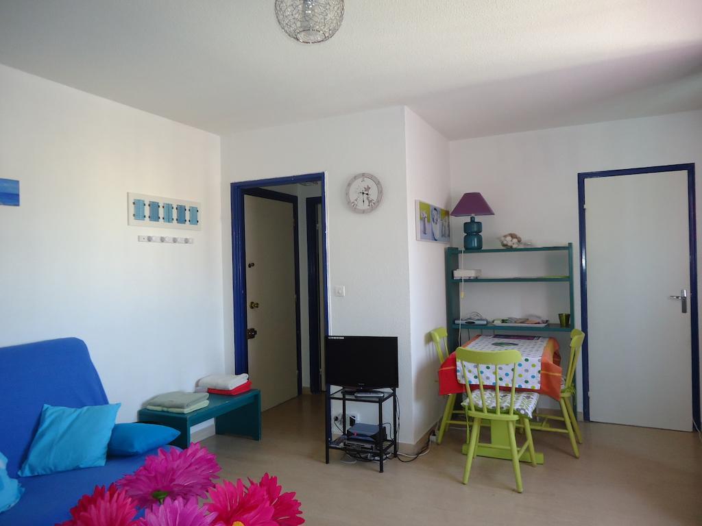 Studios A Golfe Juan 객실 사진